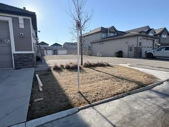 7 Skyview Springs Cv NE, Calgary, AB T3N 0B1