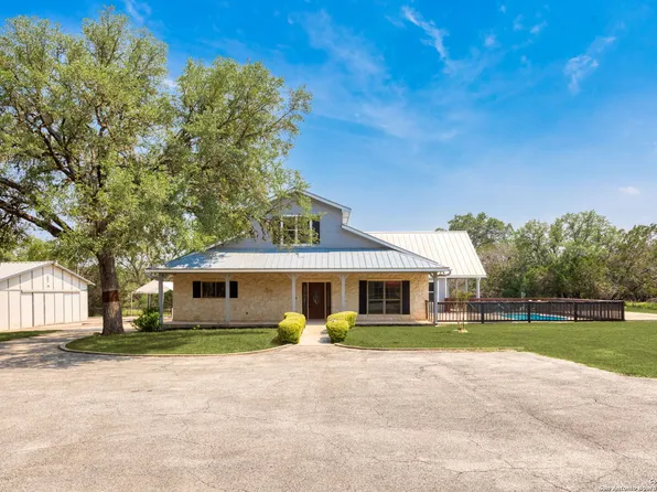 838 Georg Oaks, Bulverde, TX 78163