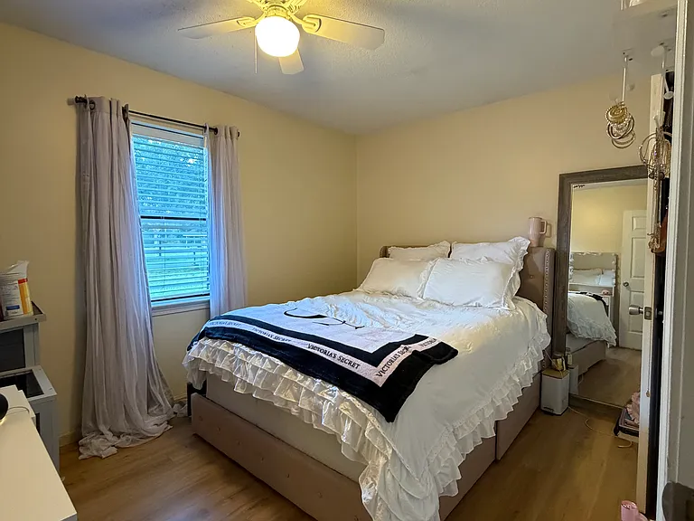 921 Greenbriar Rd — Photo 13