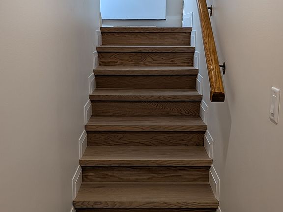 5th image of 93 Wyndfield Cres #Basement