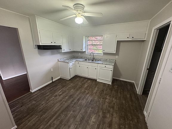 4th image of 1700 Battle St W