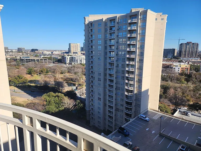 3225 Turtle Creek Blvd #1533 — Photo 1