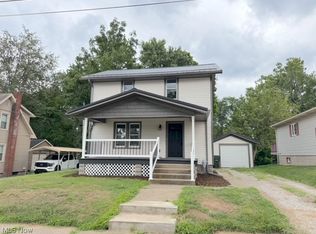 318 W 14th St, Dover, OH 44622