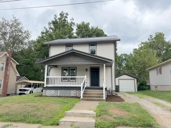 318 W 14th St, Dover, OH 44622