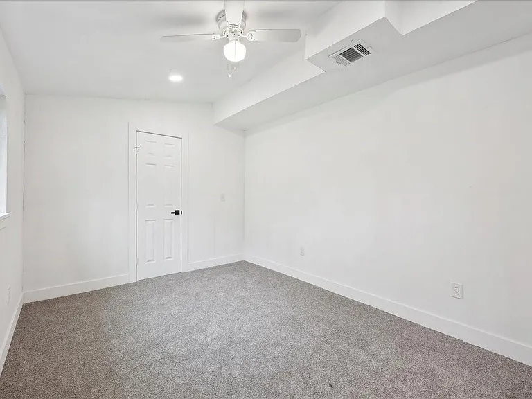 2272 Pierce St — Photo 14