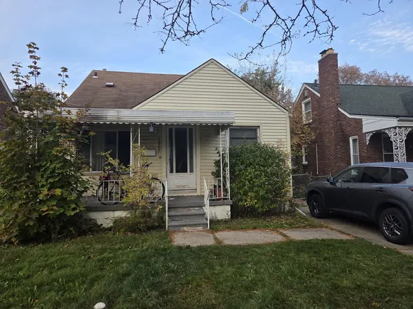 20237 Washtenaw St, Harper Woods, MI 48225
