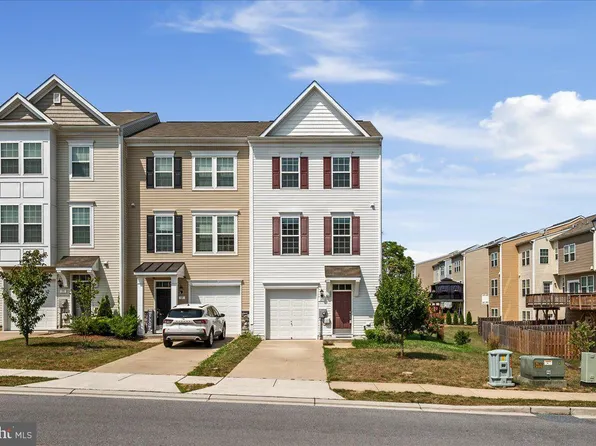 21 Corporate Blvd, Falling Waters, WV 25419