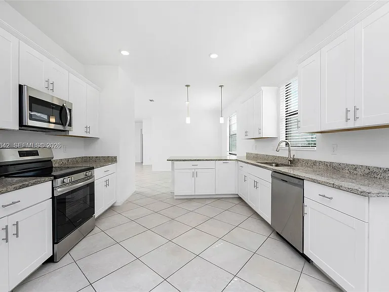 16851 Cayo Key Dr — Photo 5