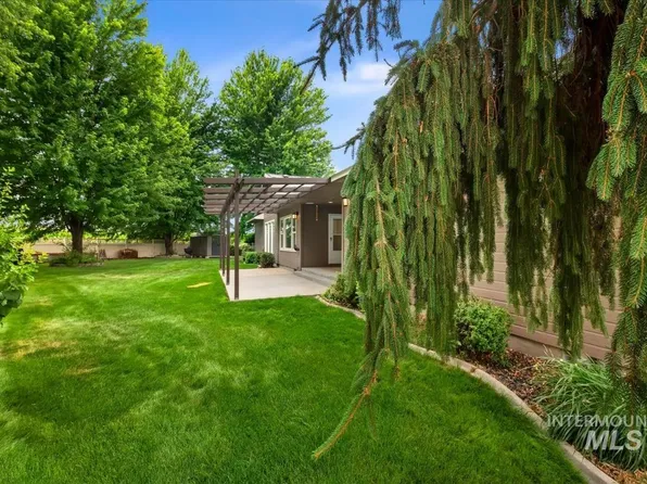 1200 Tara Ct, Fruitland, ID 83619