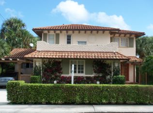 1420 N Lakeside Dr, Lake Worth, FL 33460