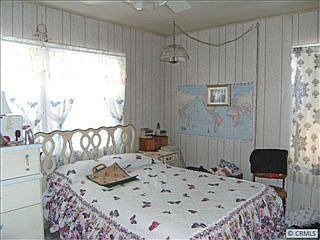 5th image of 4943 Dunrobin Ave