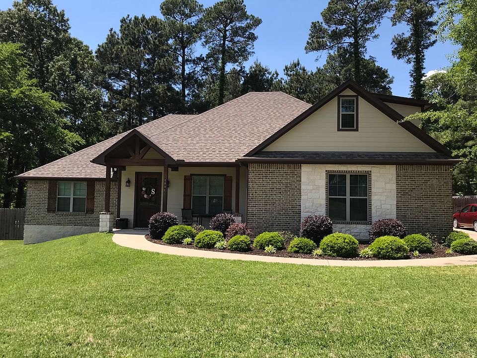 1st image of 1001 Stonebrook Dr