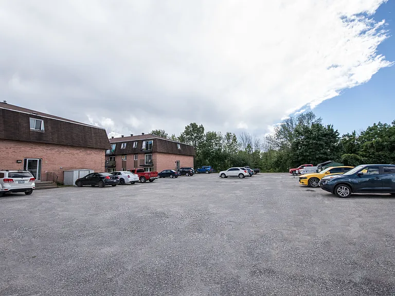 850 Kyle Ct — Photo 17