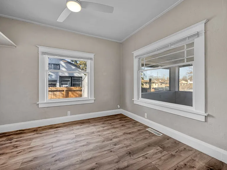 1637 C St — Photo 24