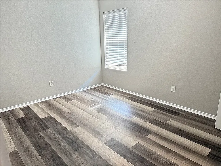 8833 Quarry Ridge Trl — Photo 17