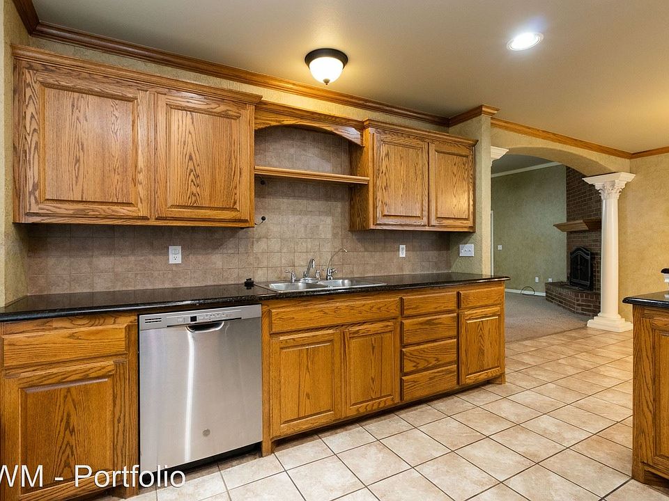 1st image of 8611 Garden Way