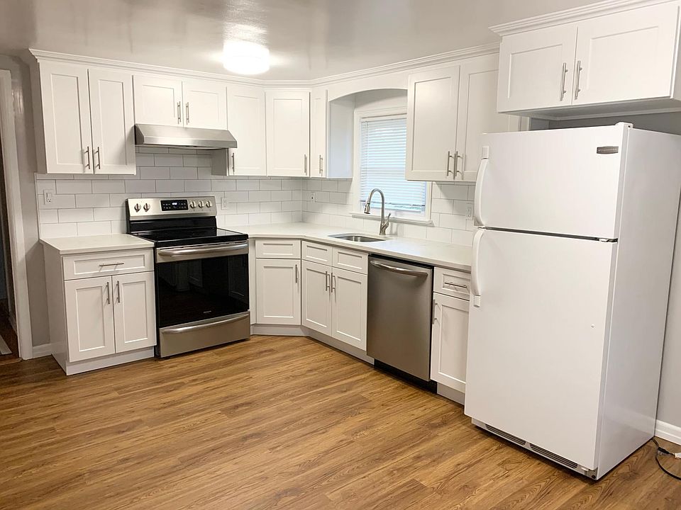 1st image of 1 Midwood Pl Floor 2