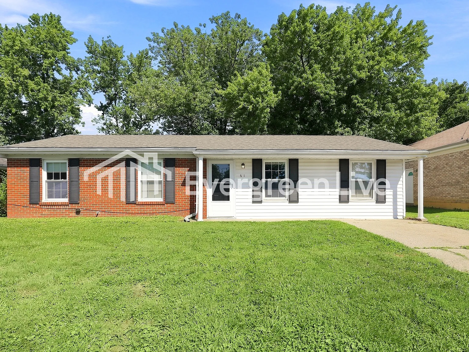 3 bed, 1.0 bath, 1222 sqft, $1,595 — Photo 2