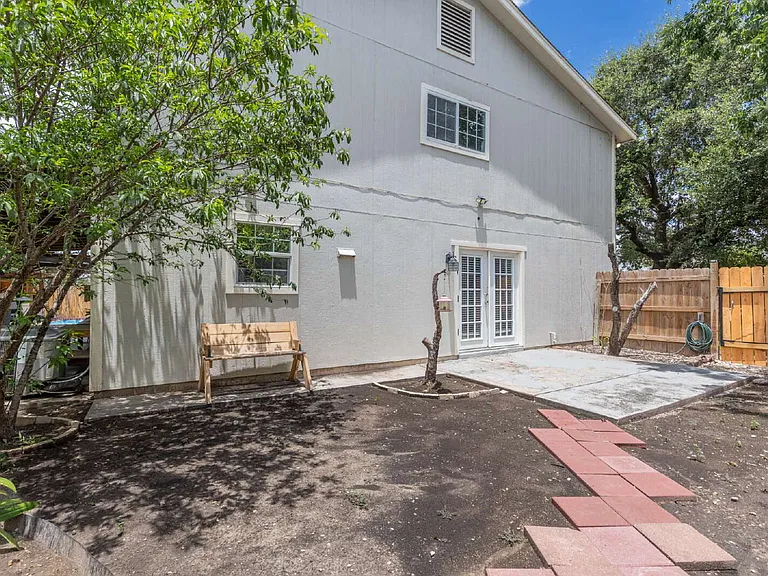 5702 Sunrise Laurel — Photo 38