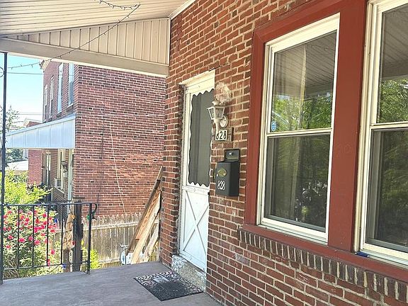 2nd image of 828 High St
