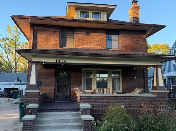 1528 W Shiawassee St, Lansing, MI 48915