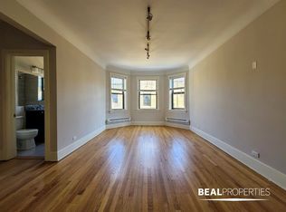 2317.5 N Rockwell St #A2, Chicago, IL 60647