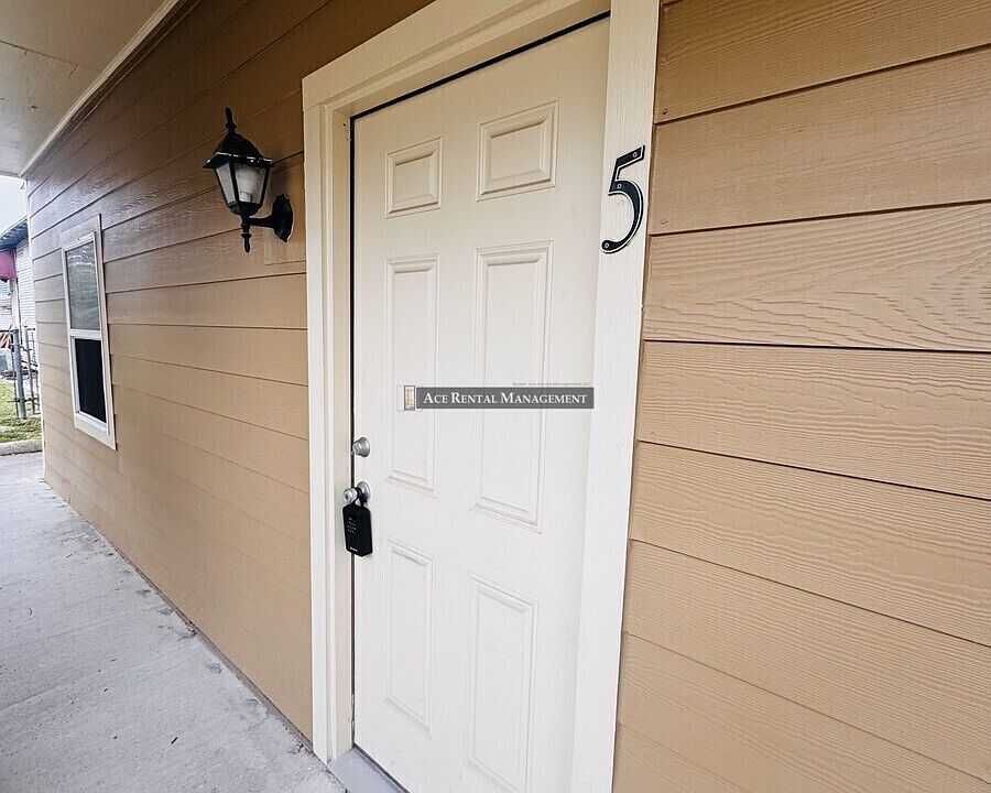 1st image of 2094 Texas Ave APT 5