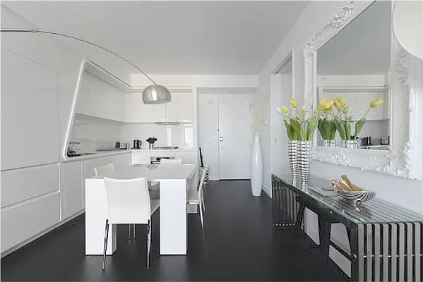 Rented by Carini Group | media 12