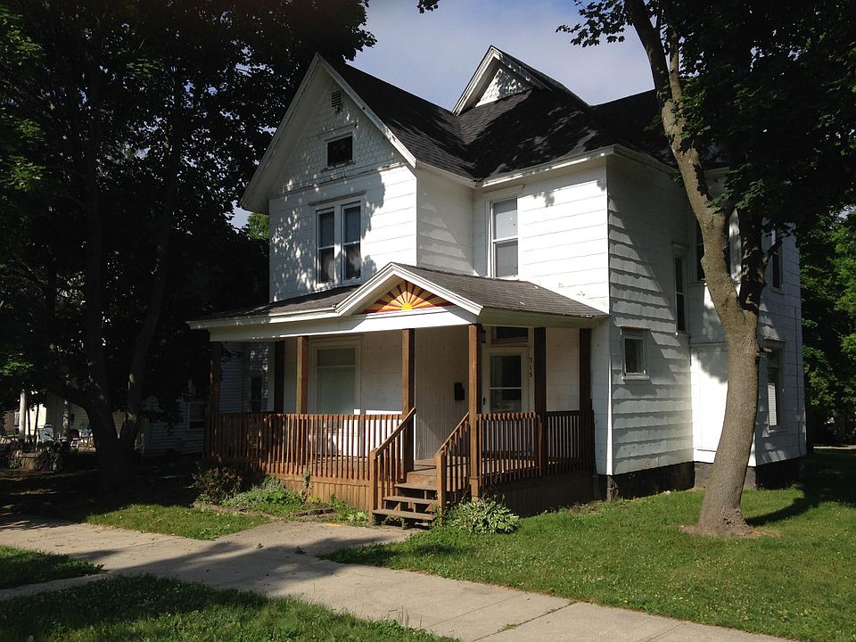 1st image of 315 S Stewart Ave