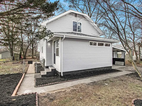 1909 Lynn St, Mishawaka, IN 46545