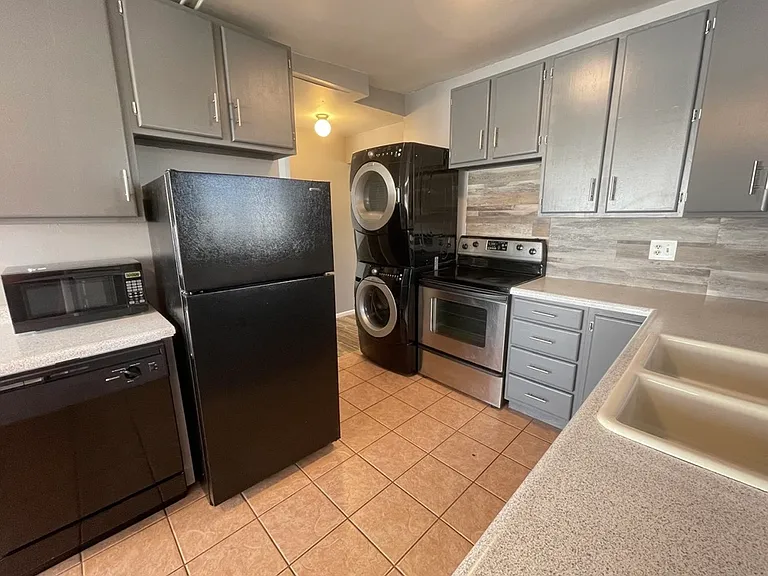 2805 S Adams St #2805 — Photo 4