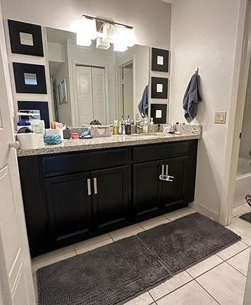 4th image of 357 Lakeview Dr #2A