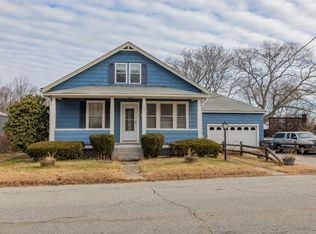 105 Howard Ave, Hope, RI 02816