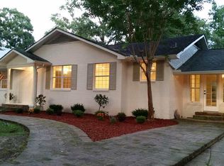 1040 Benton Ln, Denham Springs, LA 70726