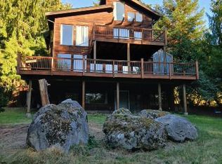 1142 Baby Doll Rd E, Pt Orchard, WA 98366