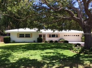 589 Palmer Rd, Belleair Bluffs, FL 33770