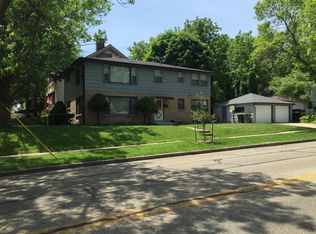 7009 W Lloyd St, Wauwatosa, WI 53213
