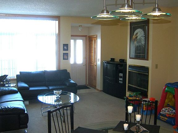 3rd image of 4201 Merrimac Ln N APT 90