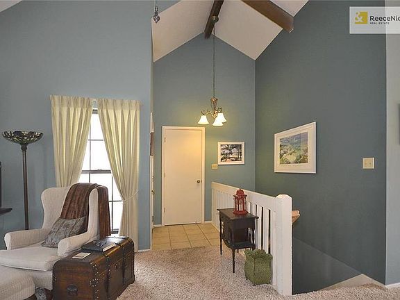 4th image of 8265 N Revere Ave