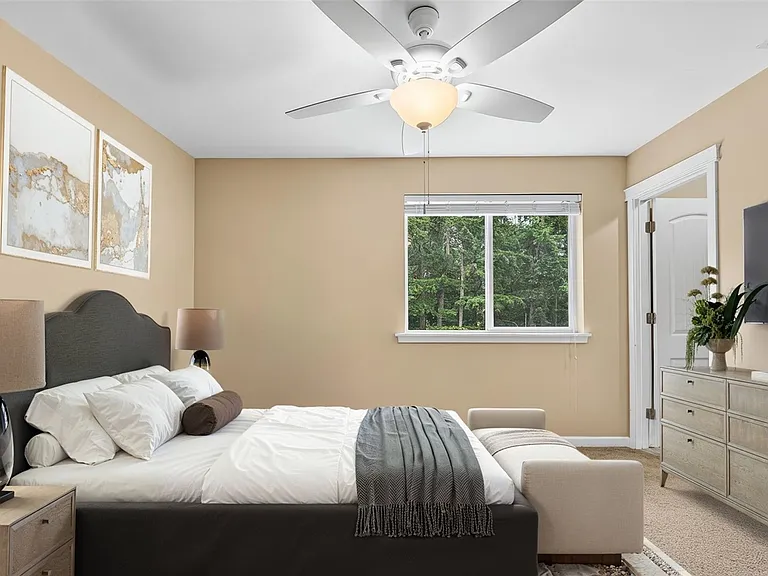 1440 Farina Loop SE — Photo 15