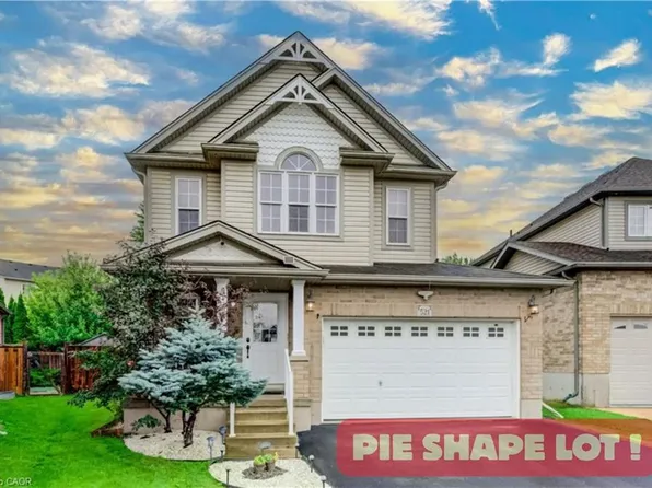 521 Snowdrop Ct, Kitchener, ON N2E 4G4