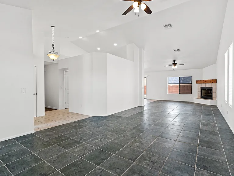 7929 N Supernova Dr — Photo 16