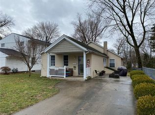 1304 N Walnut St, Dover, OH
