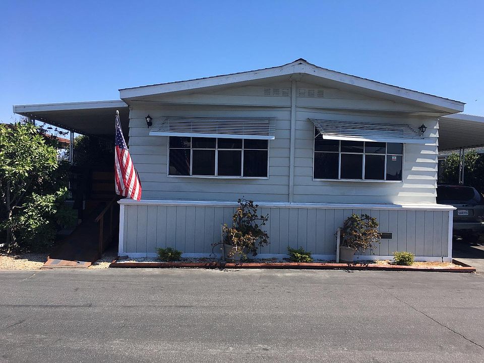 1st image of 114 Engracia Dr #114