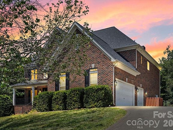 4th image of 109 Pauls Ln
