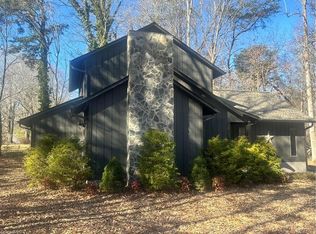 190 Ridge Crest Dr, Stoneville, NC 27048