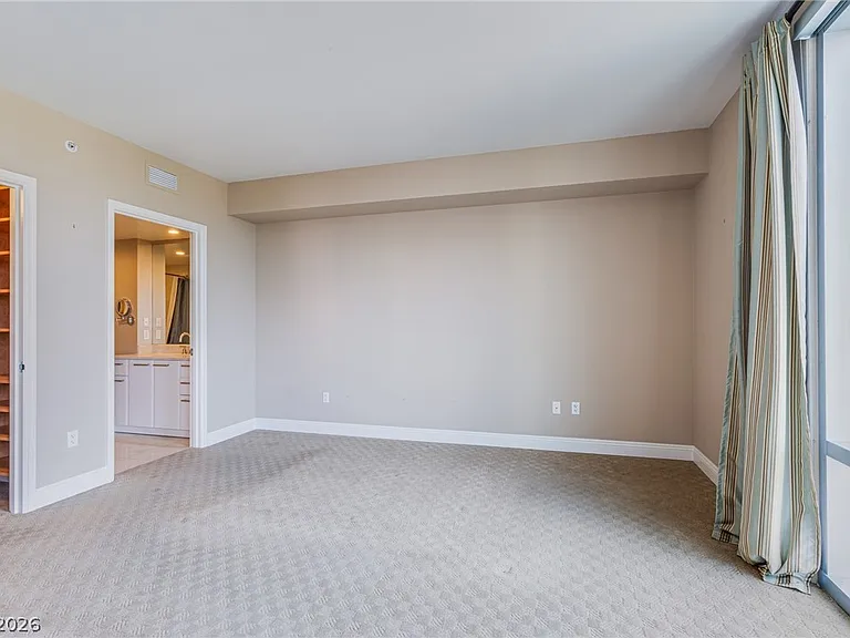 322 Karen Ave #1405 — Photo 18