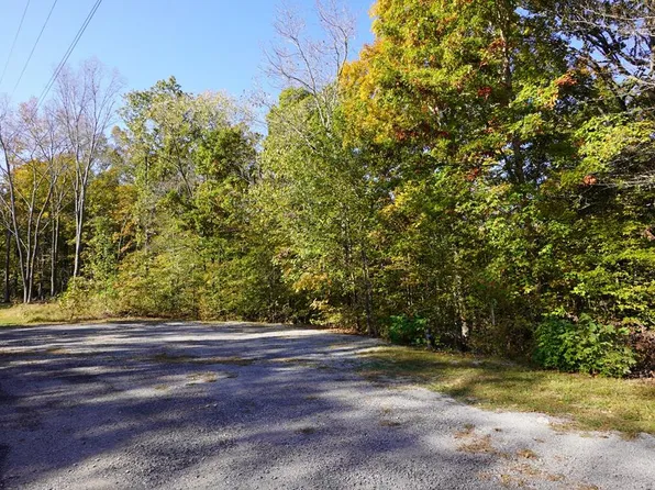 3 Joshua Ln, Dover, TN 37058
