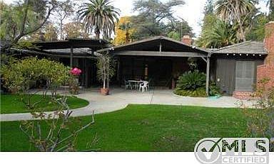5th image of 13858 Chandler Blvd