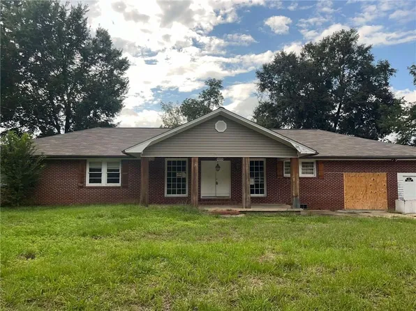423 W Cappel St, Marksville, LA 71351